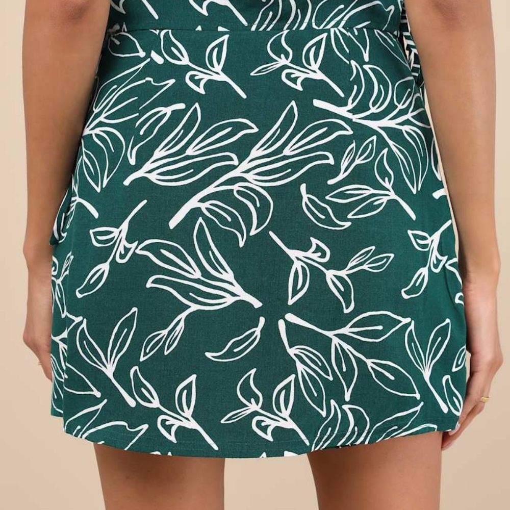 Lulus Belize Mentality Green Leaf Vacation Trip Print Faux Wrap Skort Size‎ XL